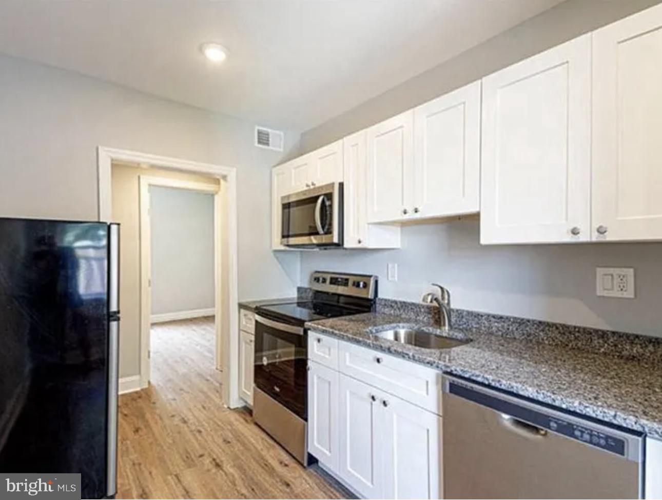 FAIRMOUNT - Residential Lease