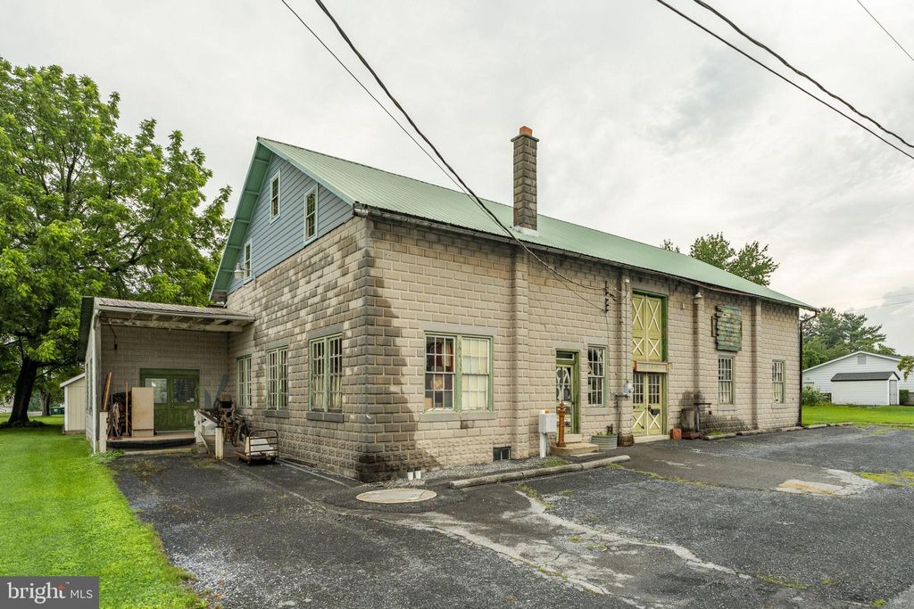 Photo of 30 S Hershey Avenue, LEOLA, PA 17540 (MLS # PALA2073962)