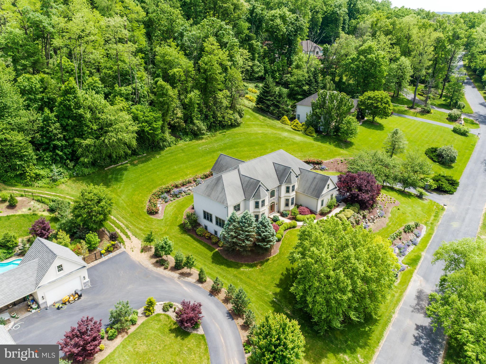 INVERNESS AT SPRIN - Residential