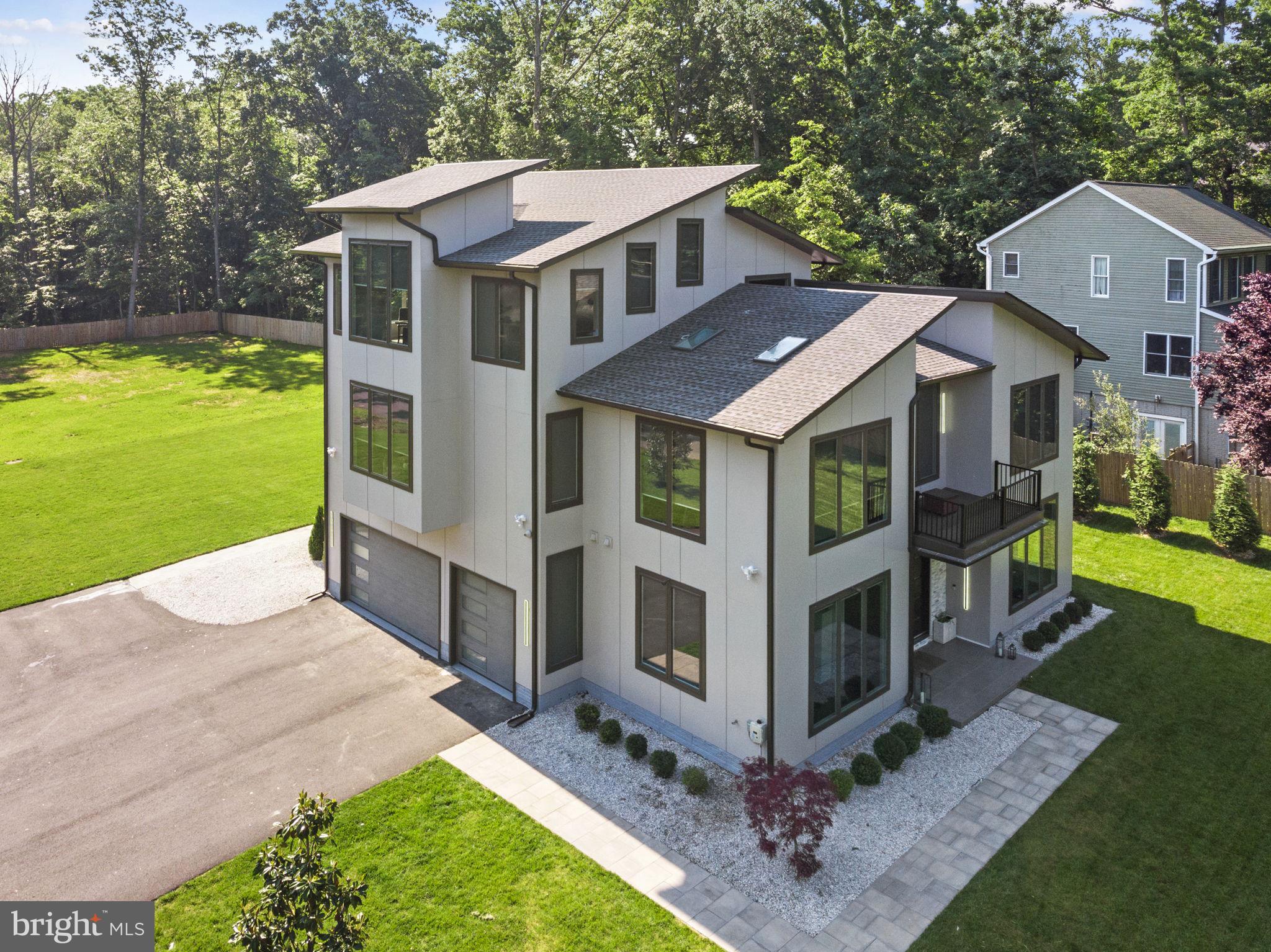 BROAD RUN FARMS - Residential