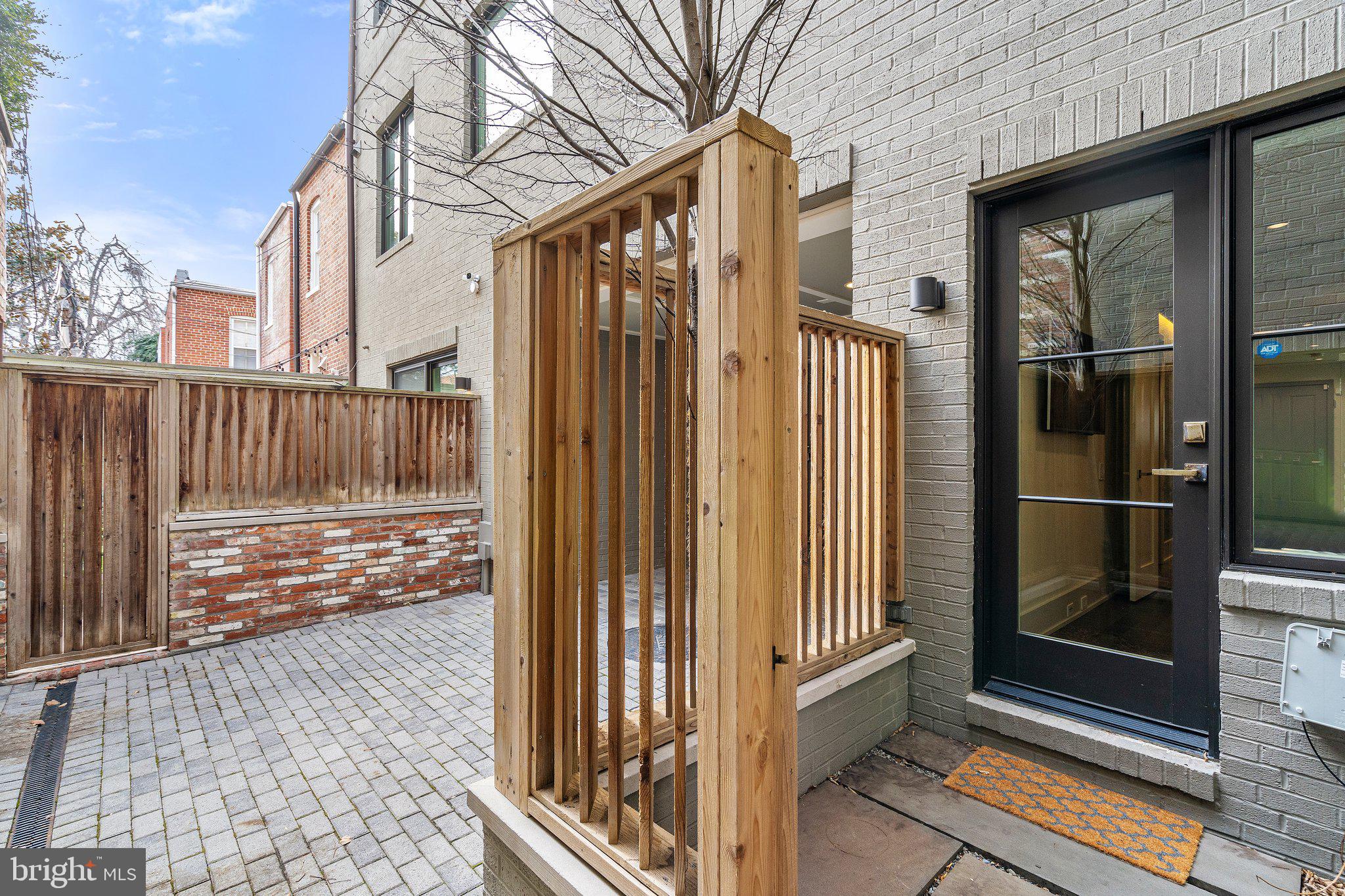 GEORGETOWN - Residential