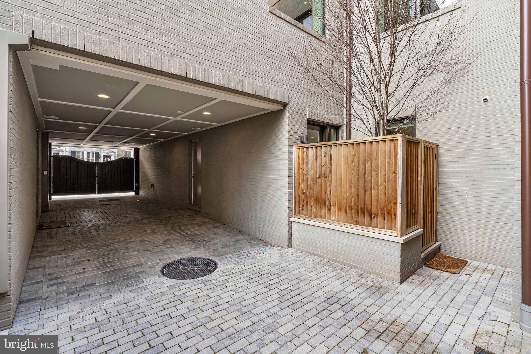 GEORGETOWN - Residential