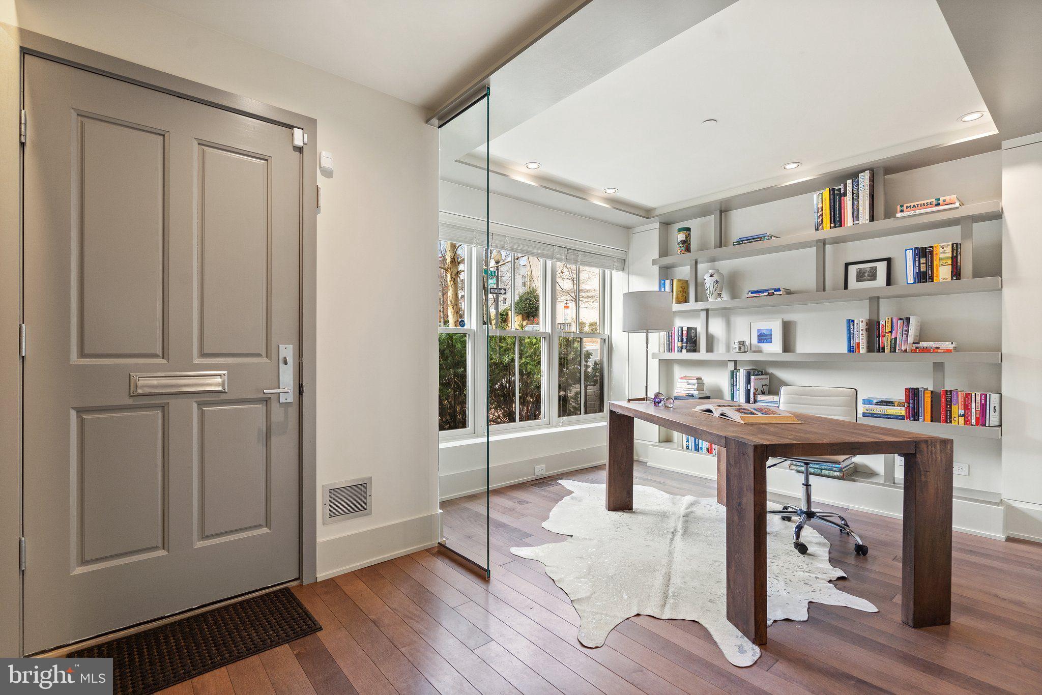 GEORGETOWN - Residential