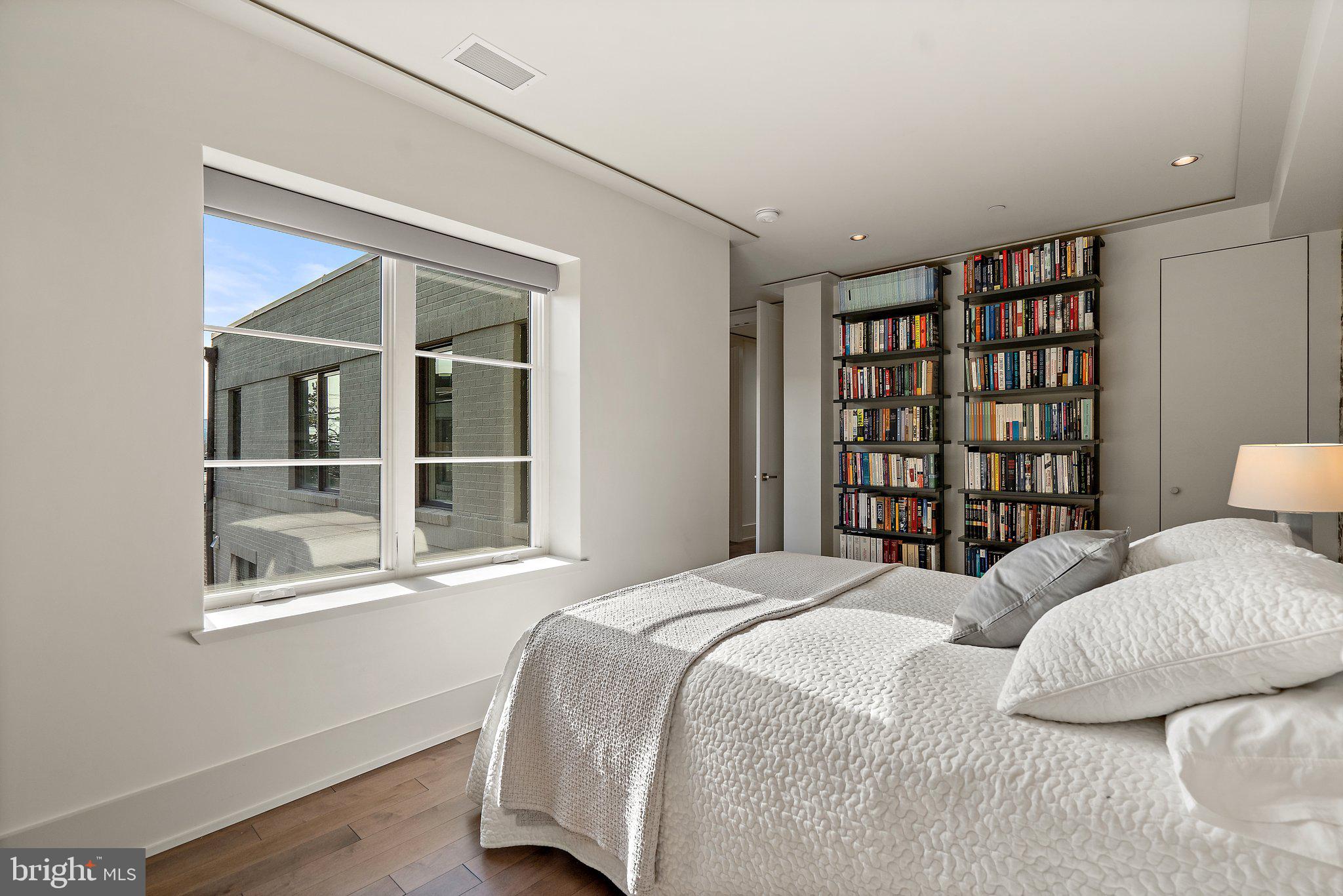GEORGETOWN - Residential