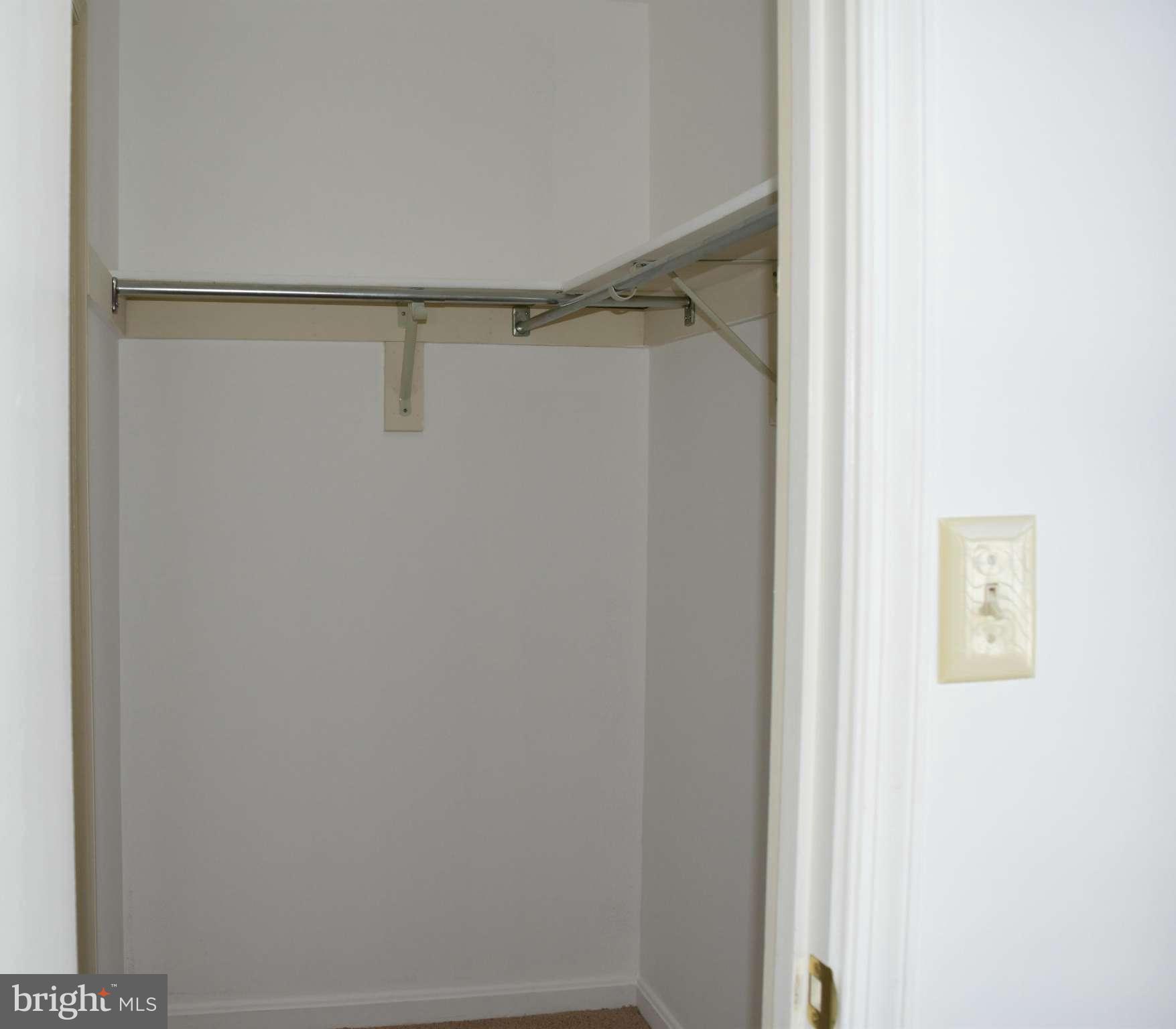 SUNNINGDALE MEADOWS - Residential