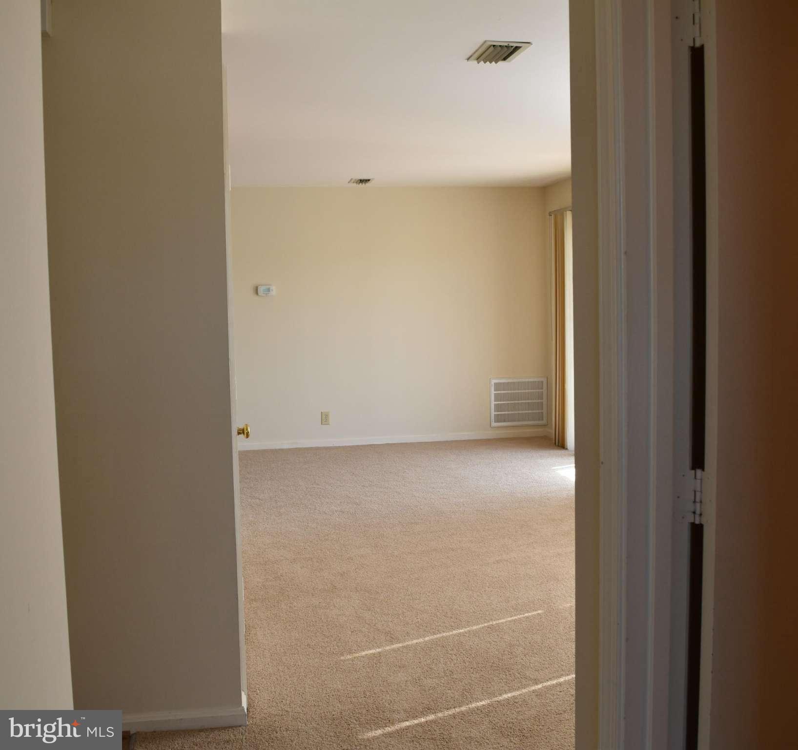 SUNNINGDALE MEADOWS - Residential