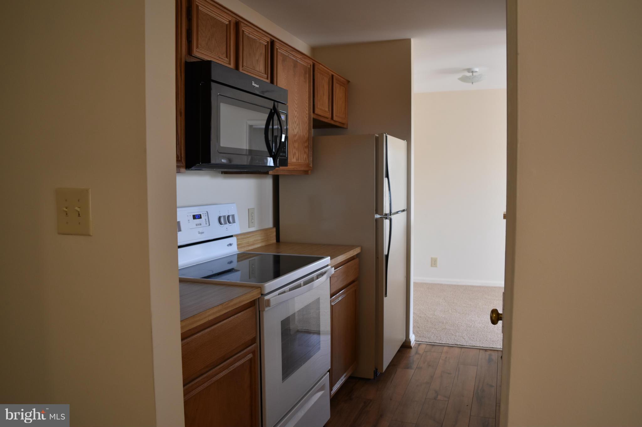 SUNNINGDALE MEADOWS - Residential