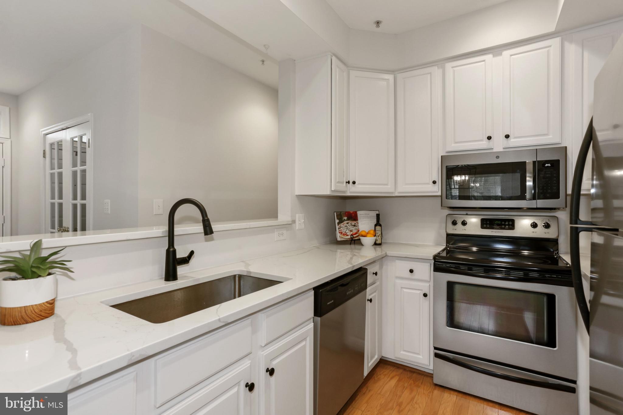 BALDWIN GROVE - Residential