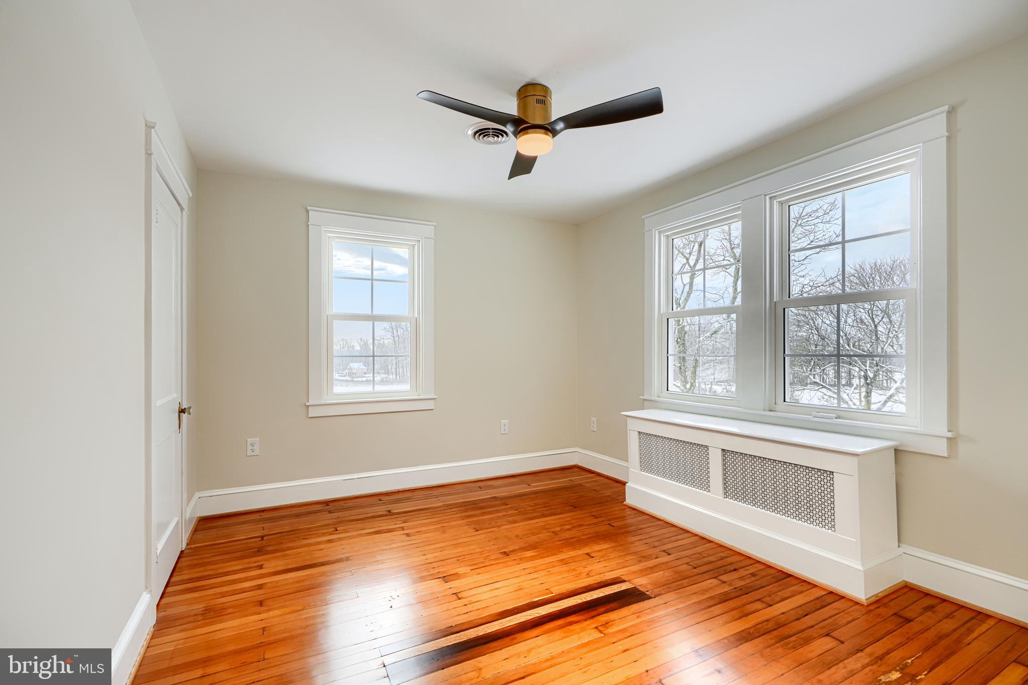 MY LADY'S MANOR - Residential