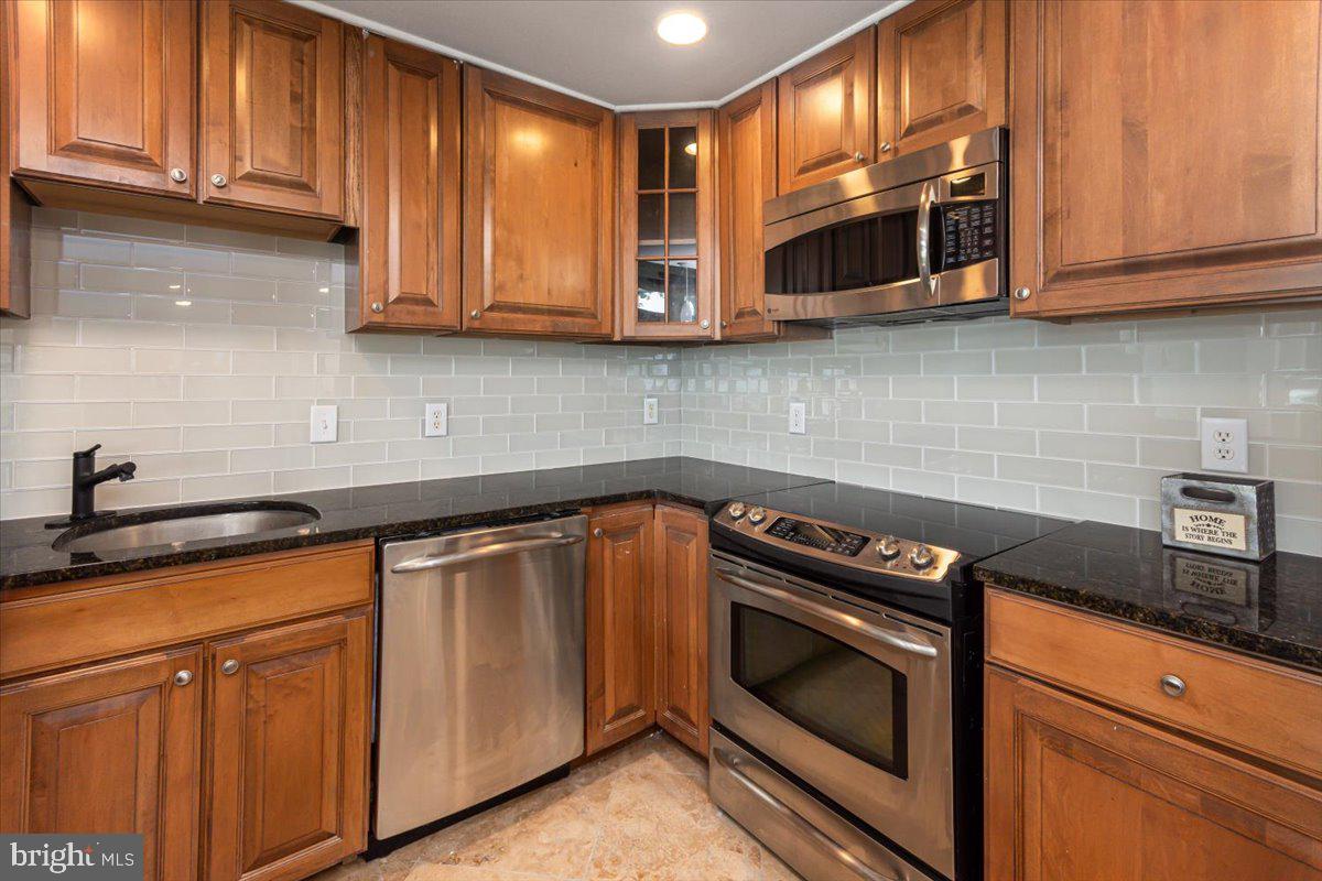 COLUMBIA BEACH - Residential