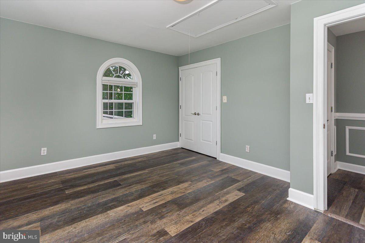 COLUMBIA BEACH - Residential