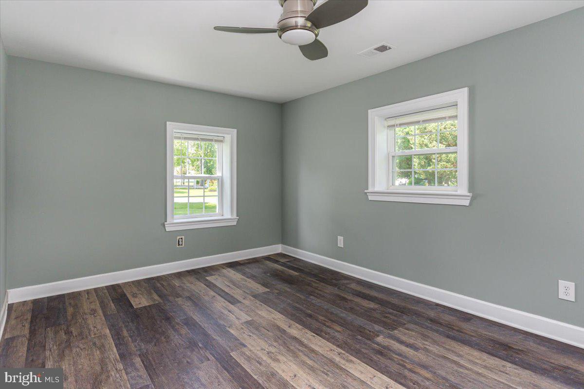 COLUMBIA BEACH - Residential