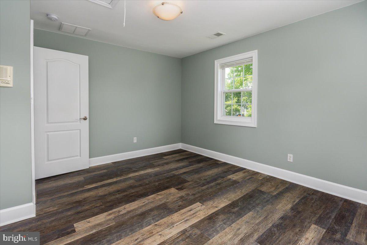 COLUMBIA BEACH - Residential