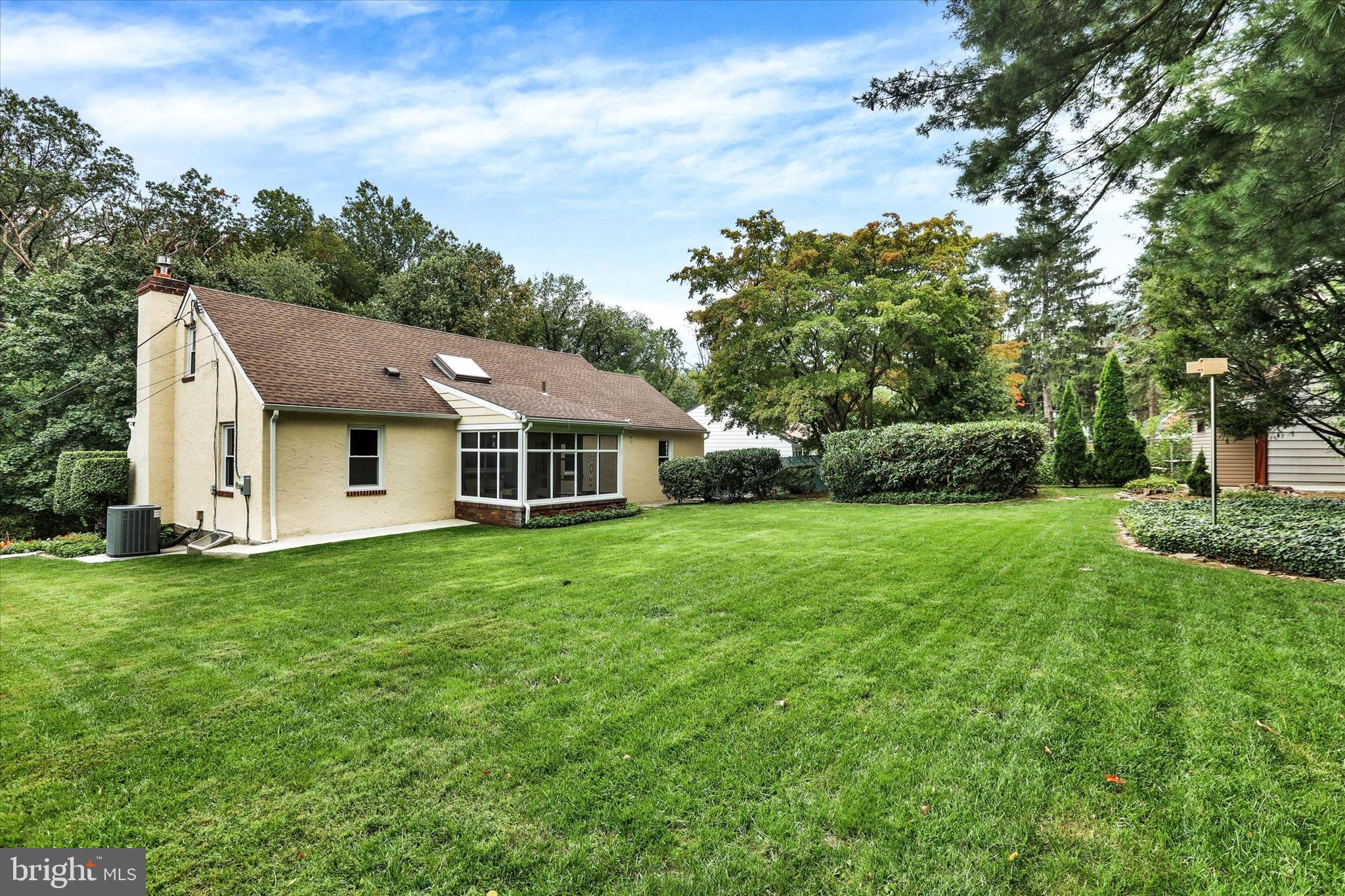 HUNTINGDON VALLEY - Residential