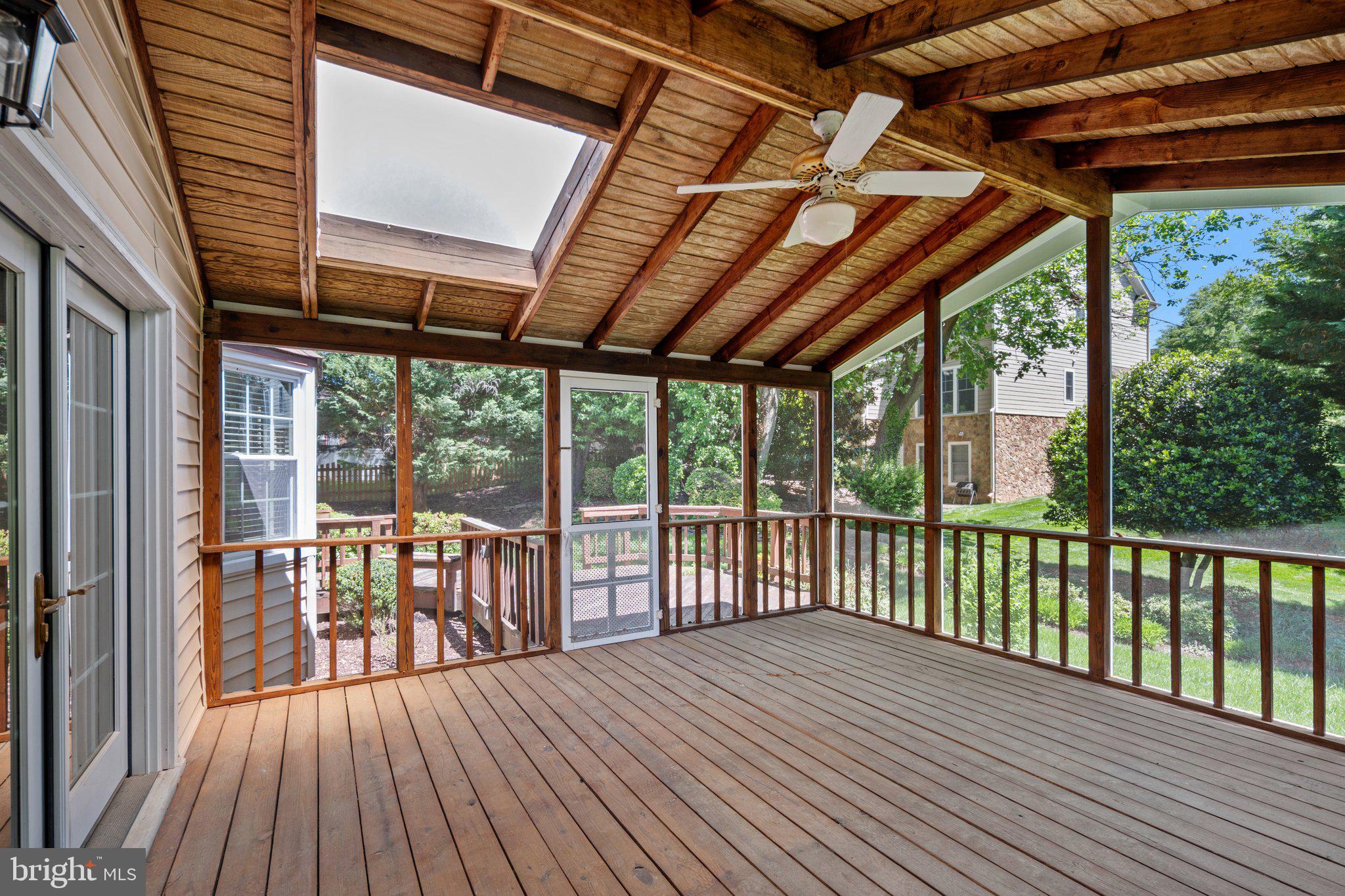 HAWTHORNE ESTATES - Residential