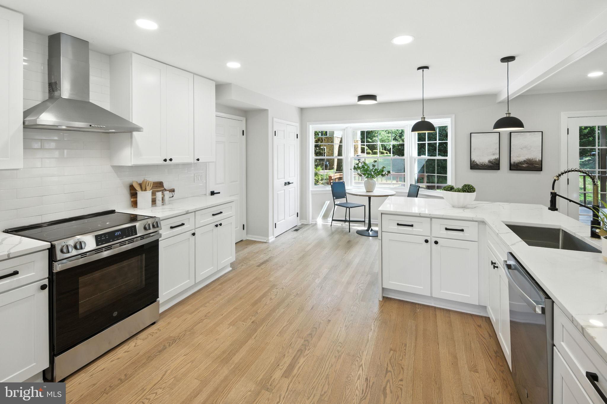 HAWTHORNE ESTATES - Residential