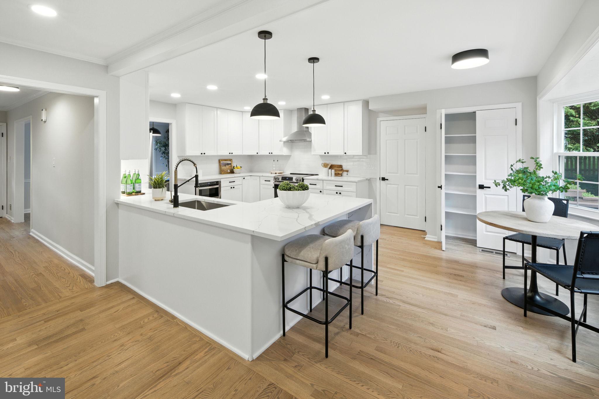 HAWTHORNE ESTATES - Residential