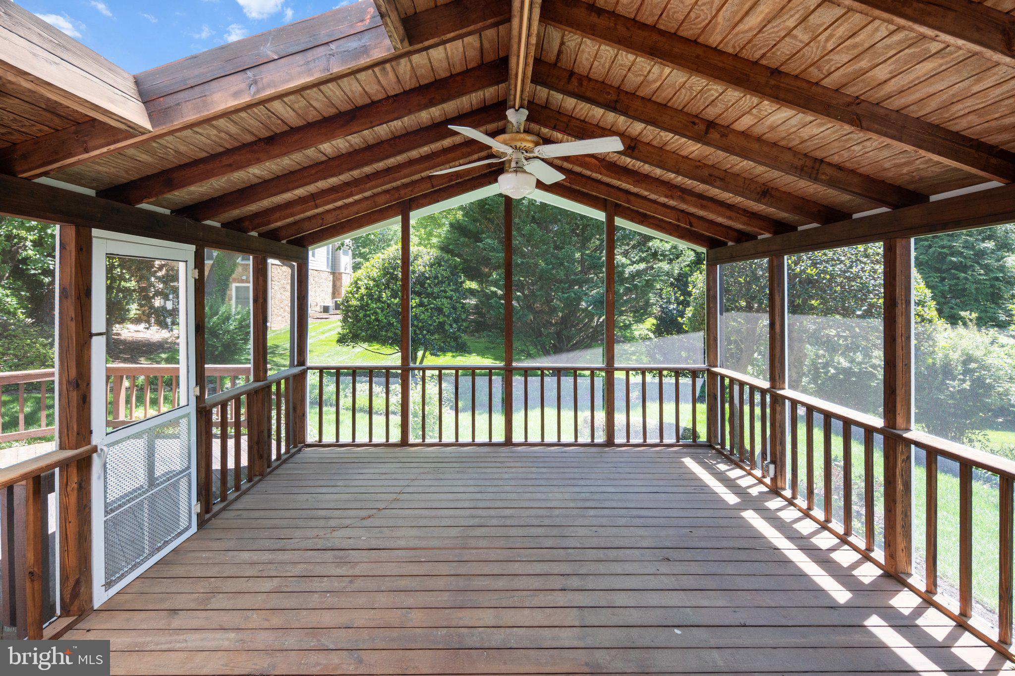 HAWTHORNE ESTATES - Residential