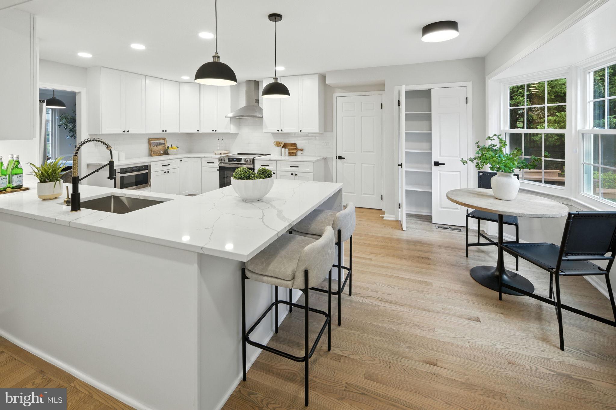 HAWTHORNE ESTATES - Residential