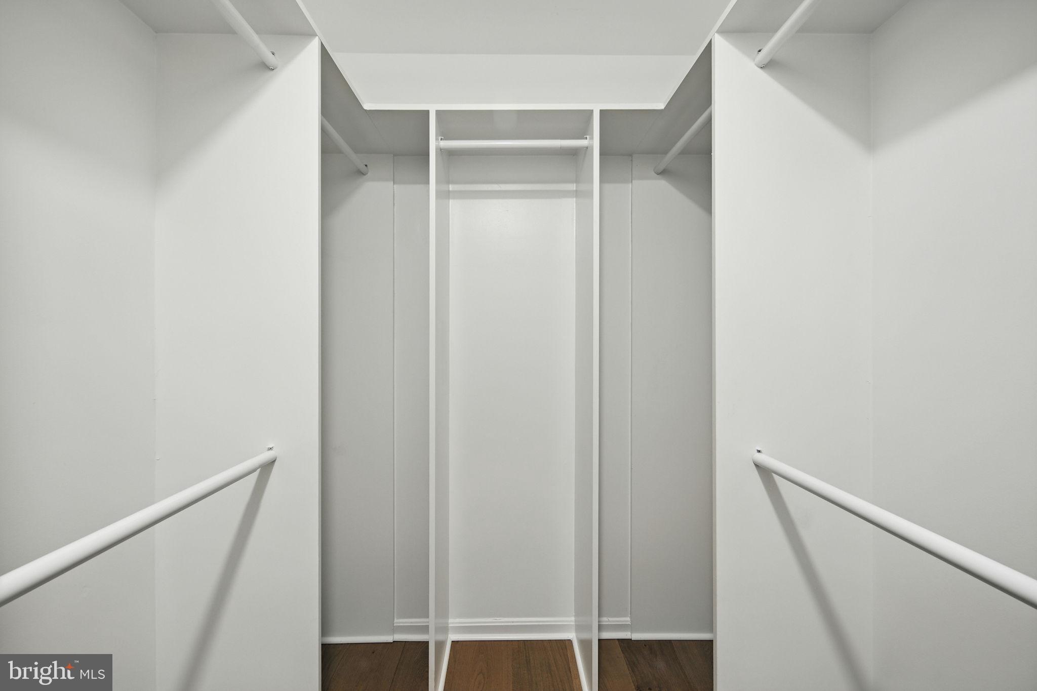 HAWTHORNE ESTATES - Residential