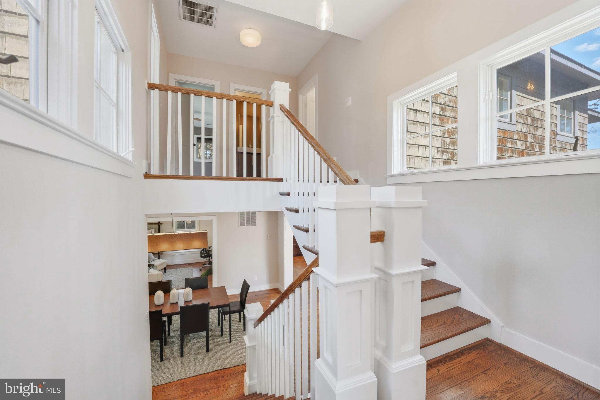 WAVERLY HILLS - Residential