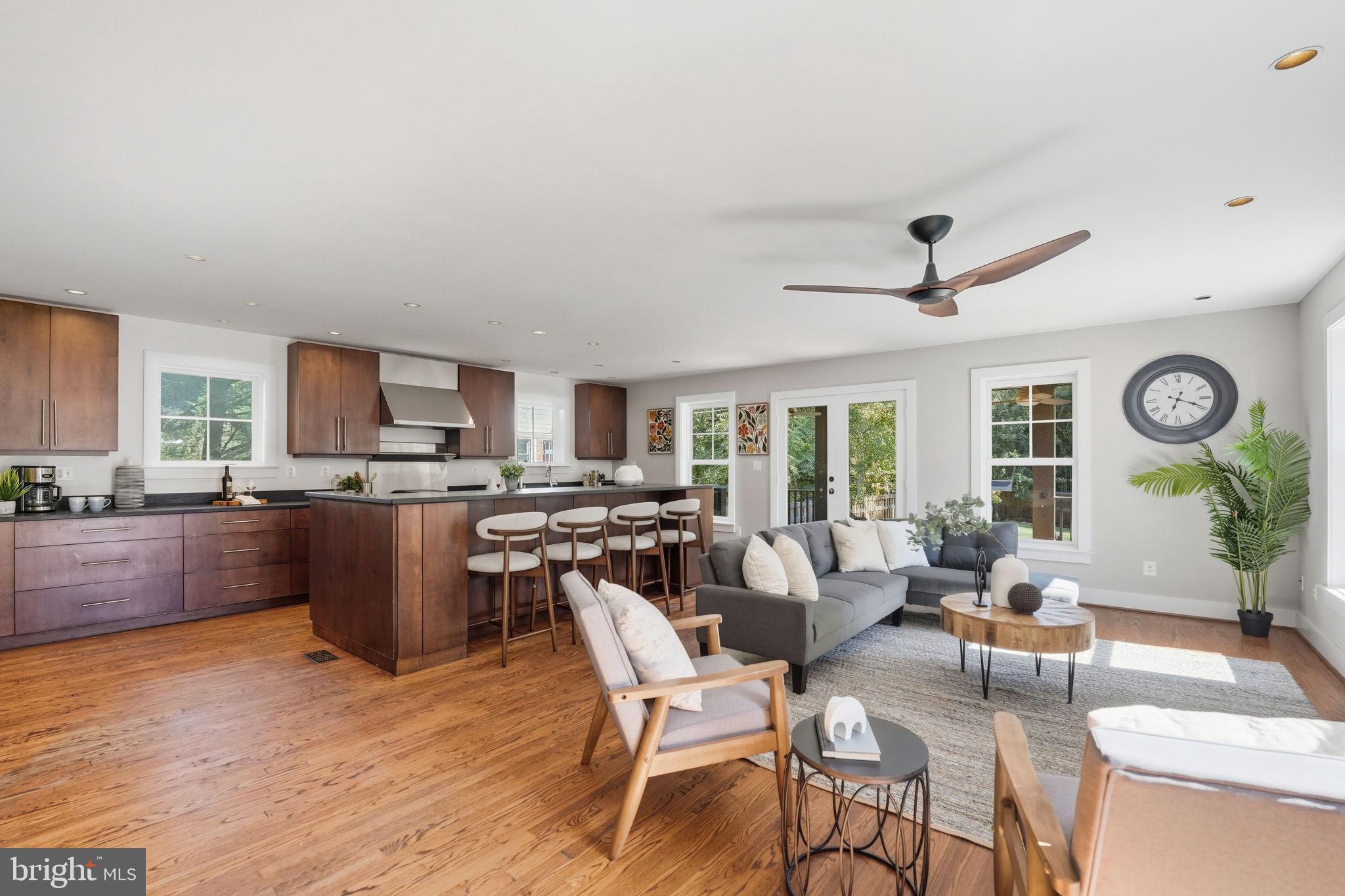 WAVERLY HILLS - Residential