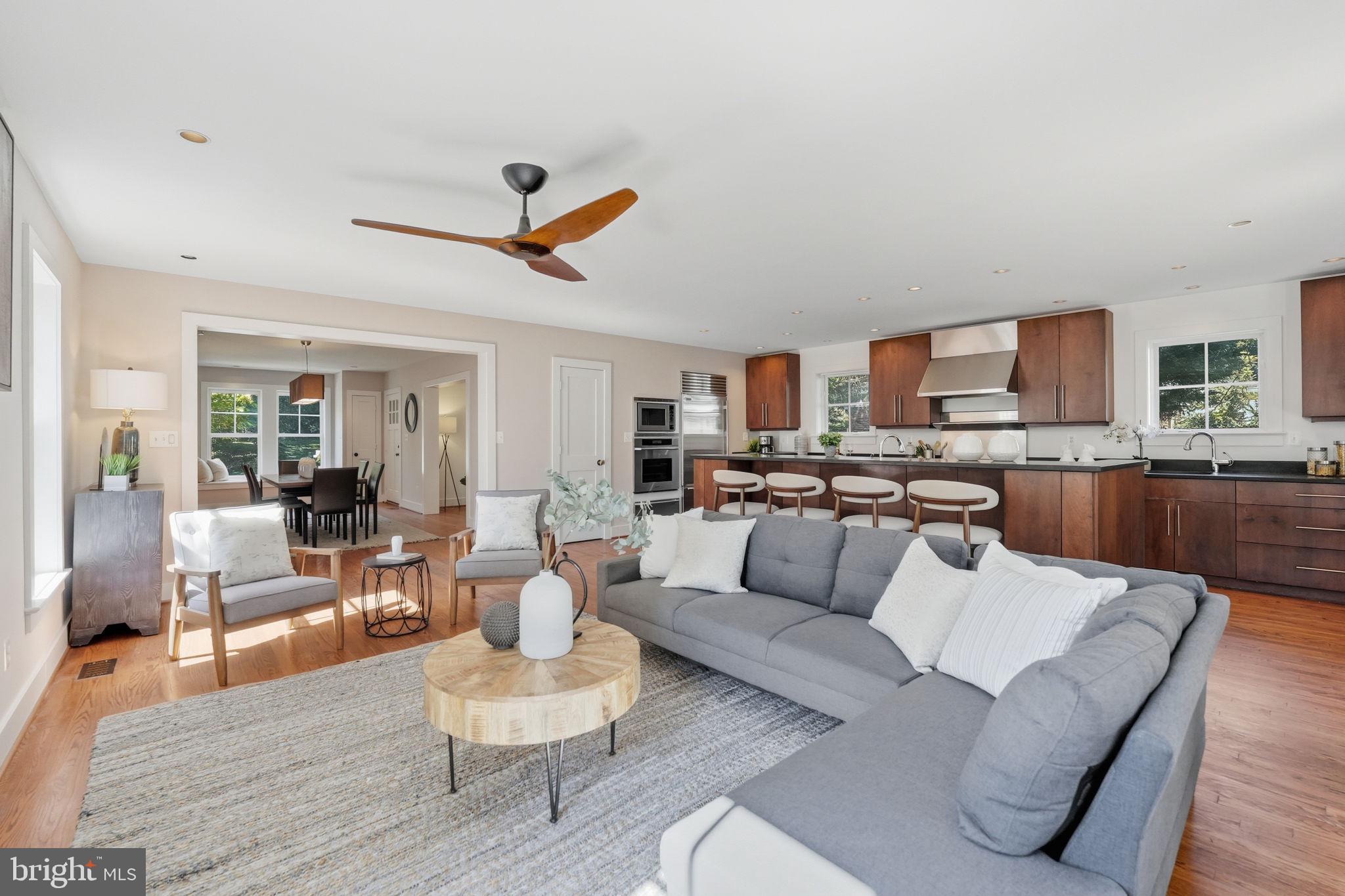 WAVERLY HILLS - Residential