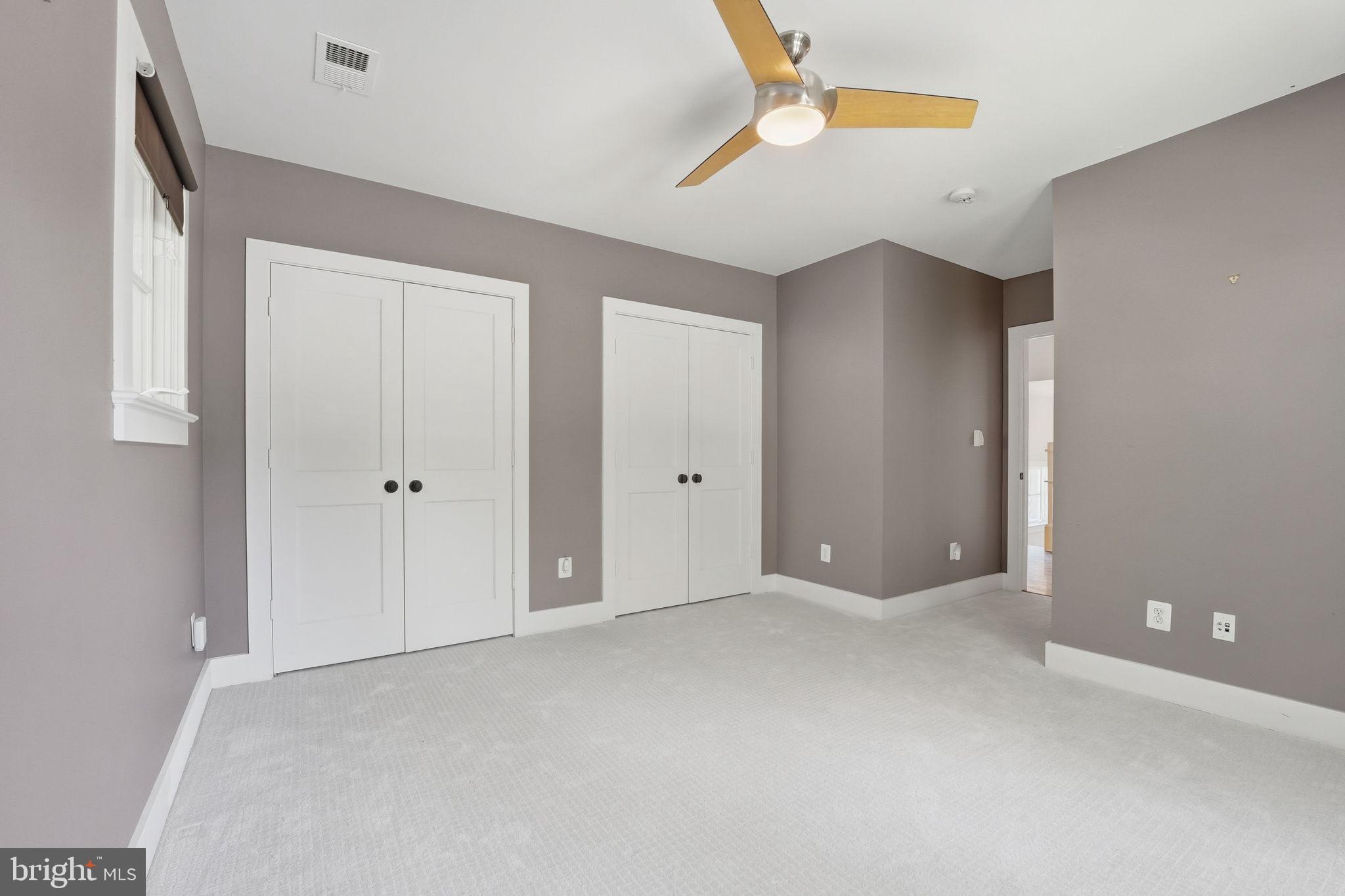 WAVERLY HILLS - Residential