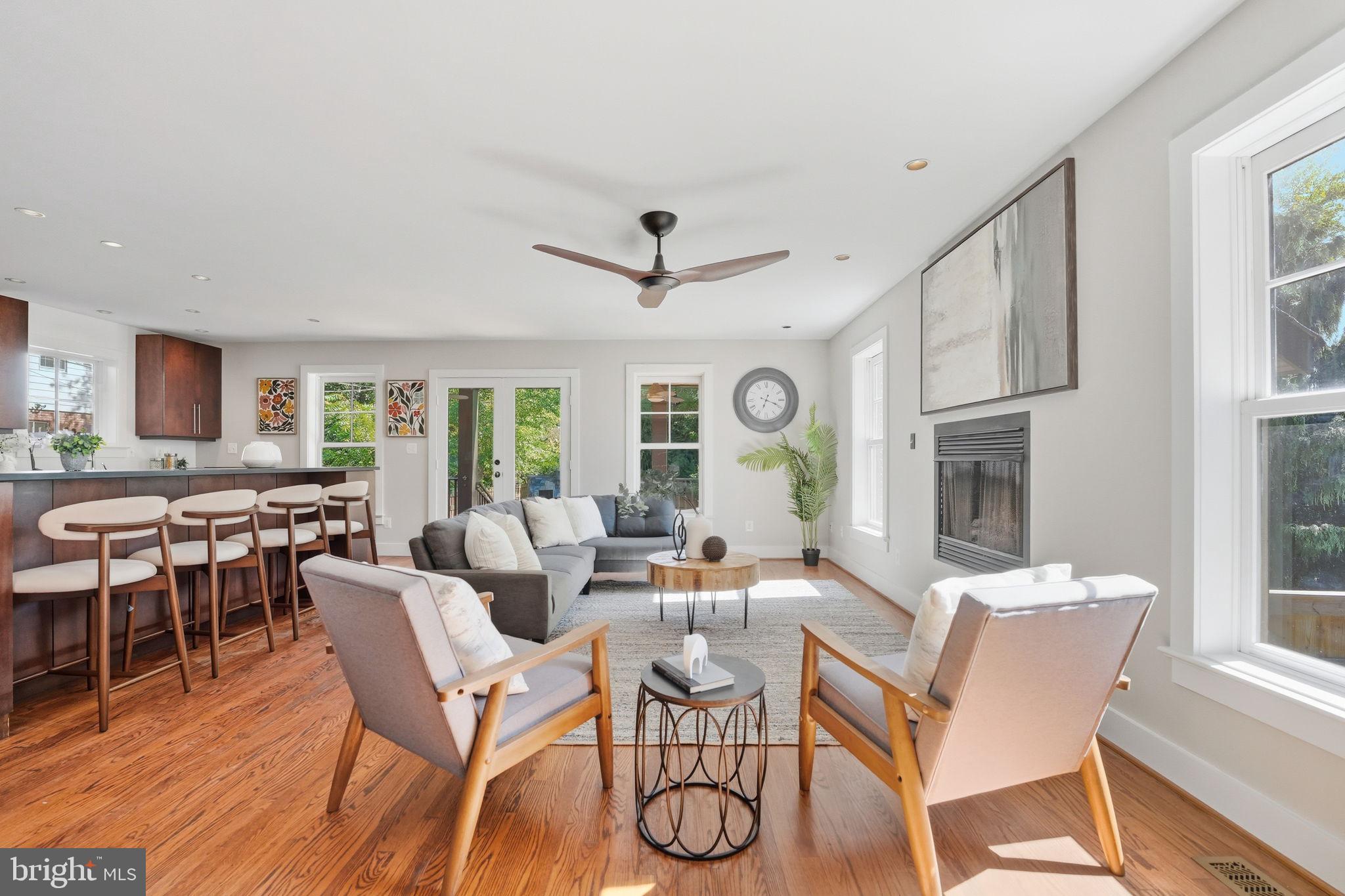 WAVERLY HILLS - Residential