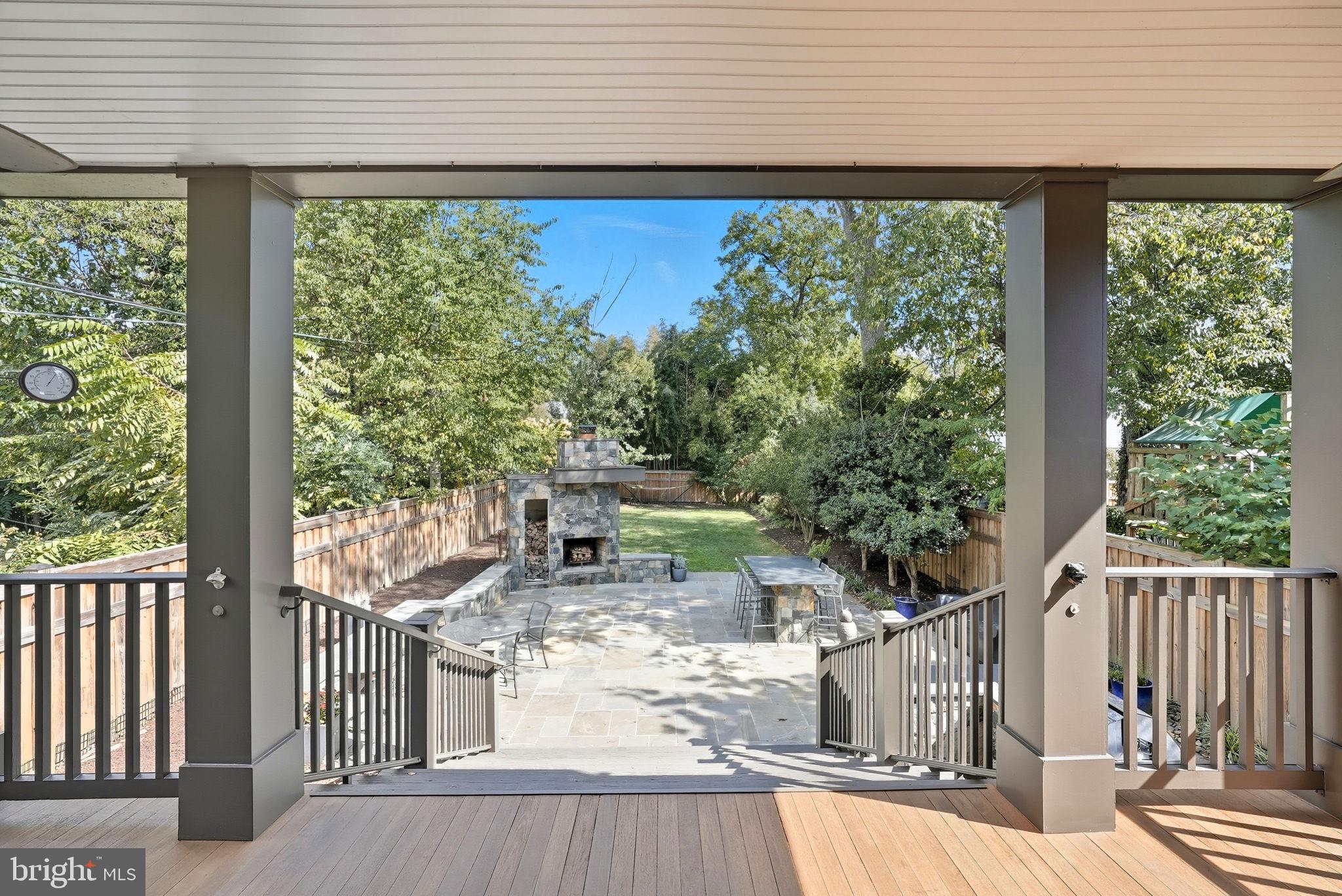 WAVERLY HILLS - Residential