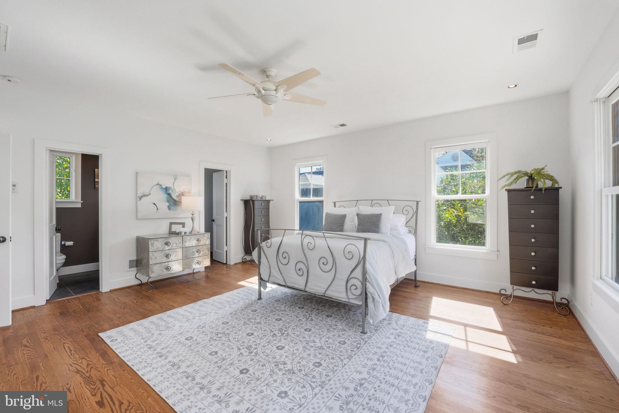 WAVERLY HILLS - Residential