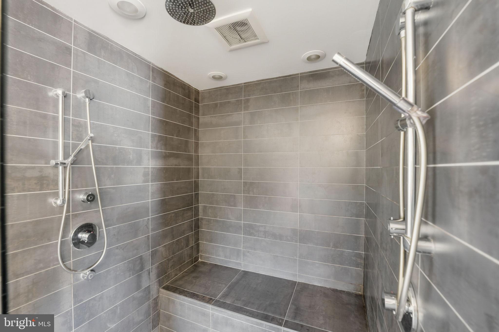 WAVERLY HILLS - Residential