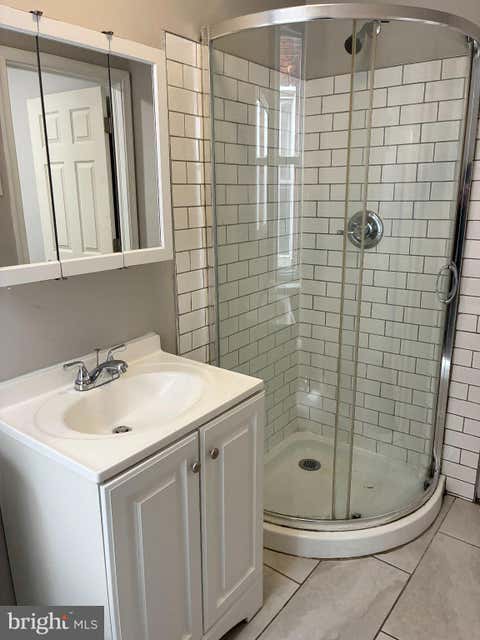 Townhouse For Rent - 1464 N 52nd Street #2F<br/> PHILADELPHIA, PA 19131