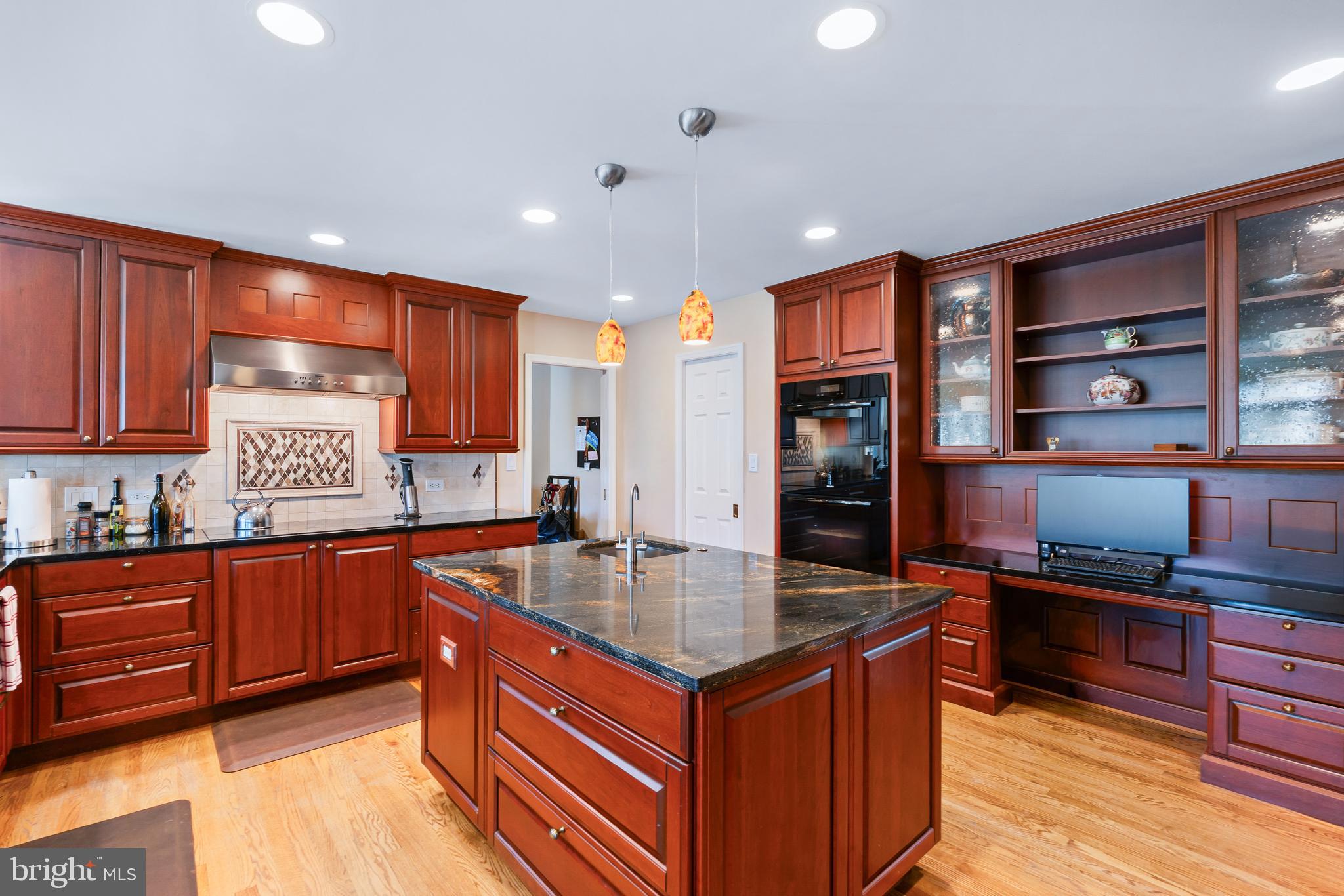 CASHELL MANOR - Residential