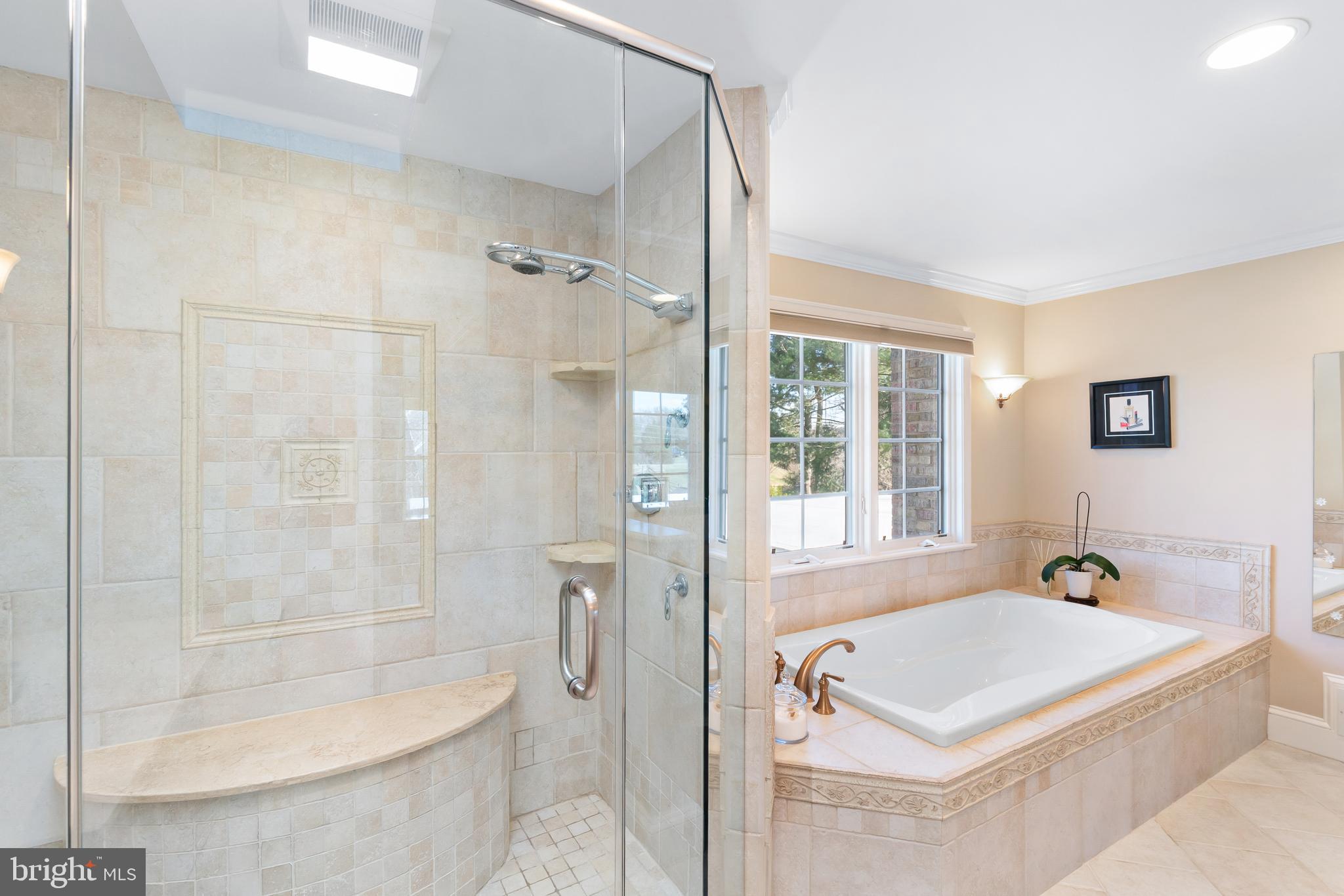 CASHELL MANOR - Residential