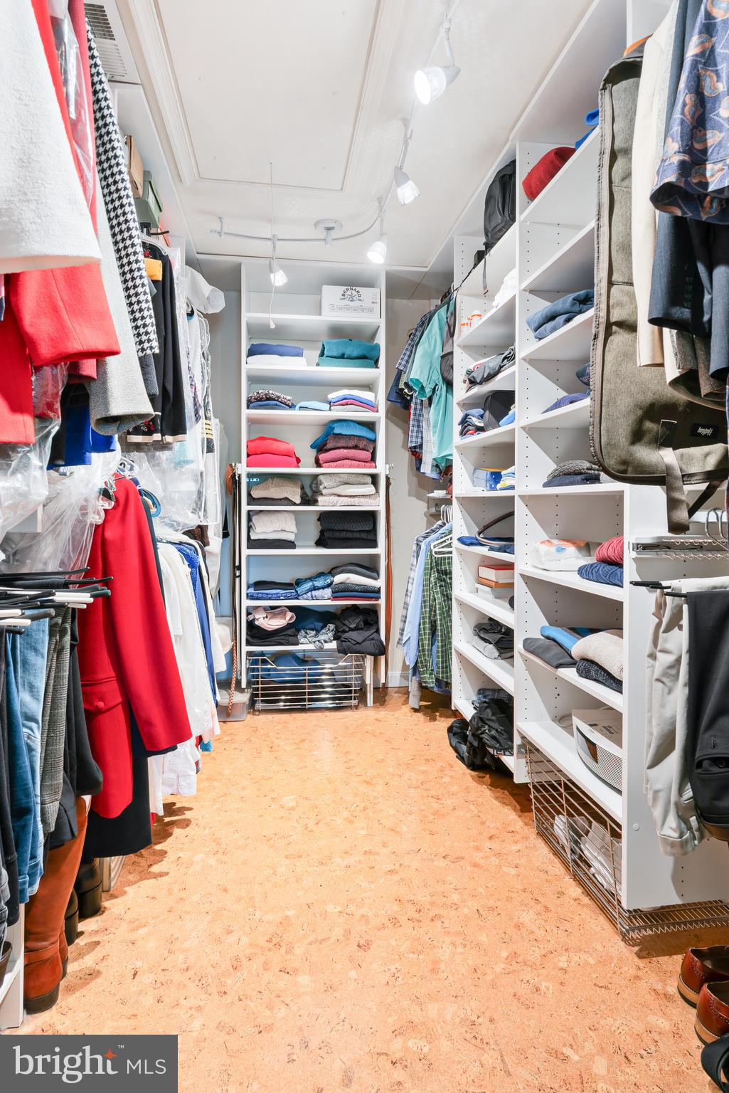 CASHELL MANOR - Residential