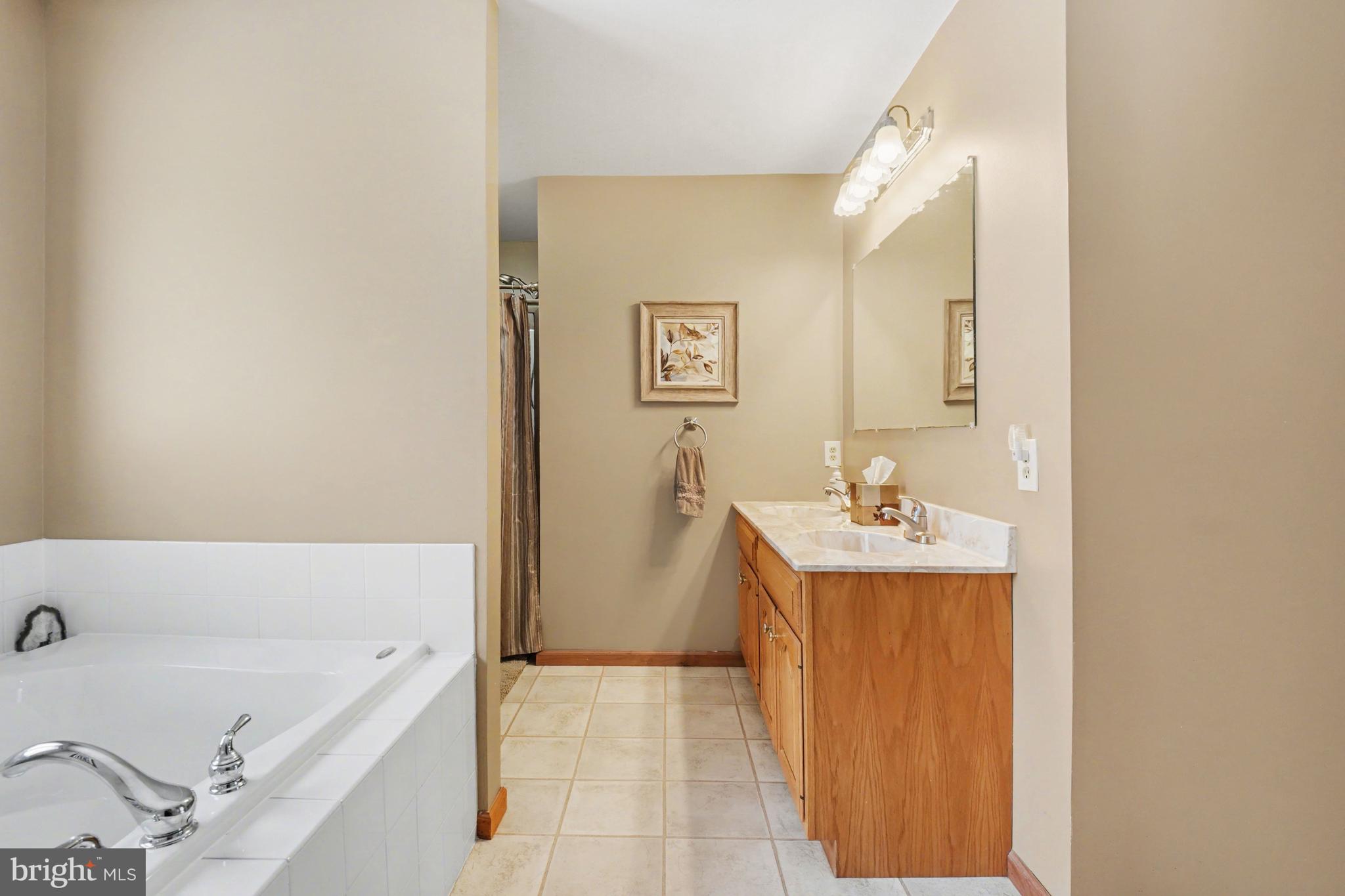 LONGSWAMP TWP - Residential