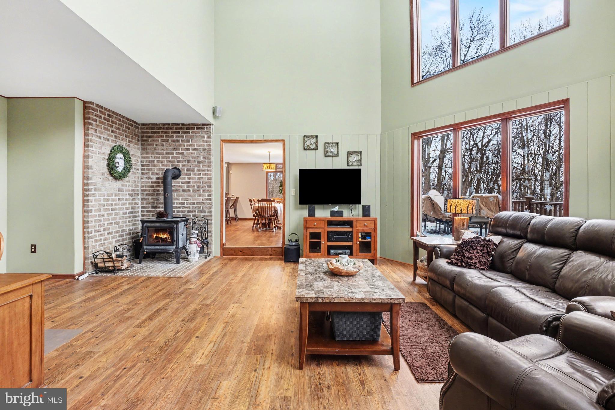 LONGSWAMP TWP - Residential