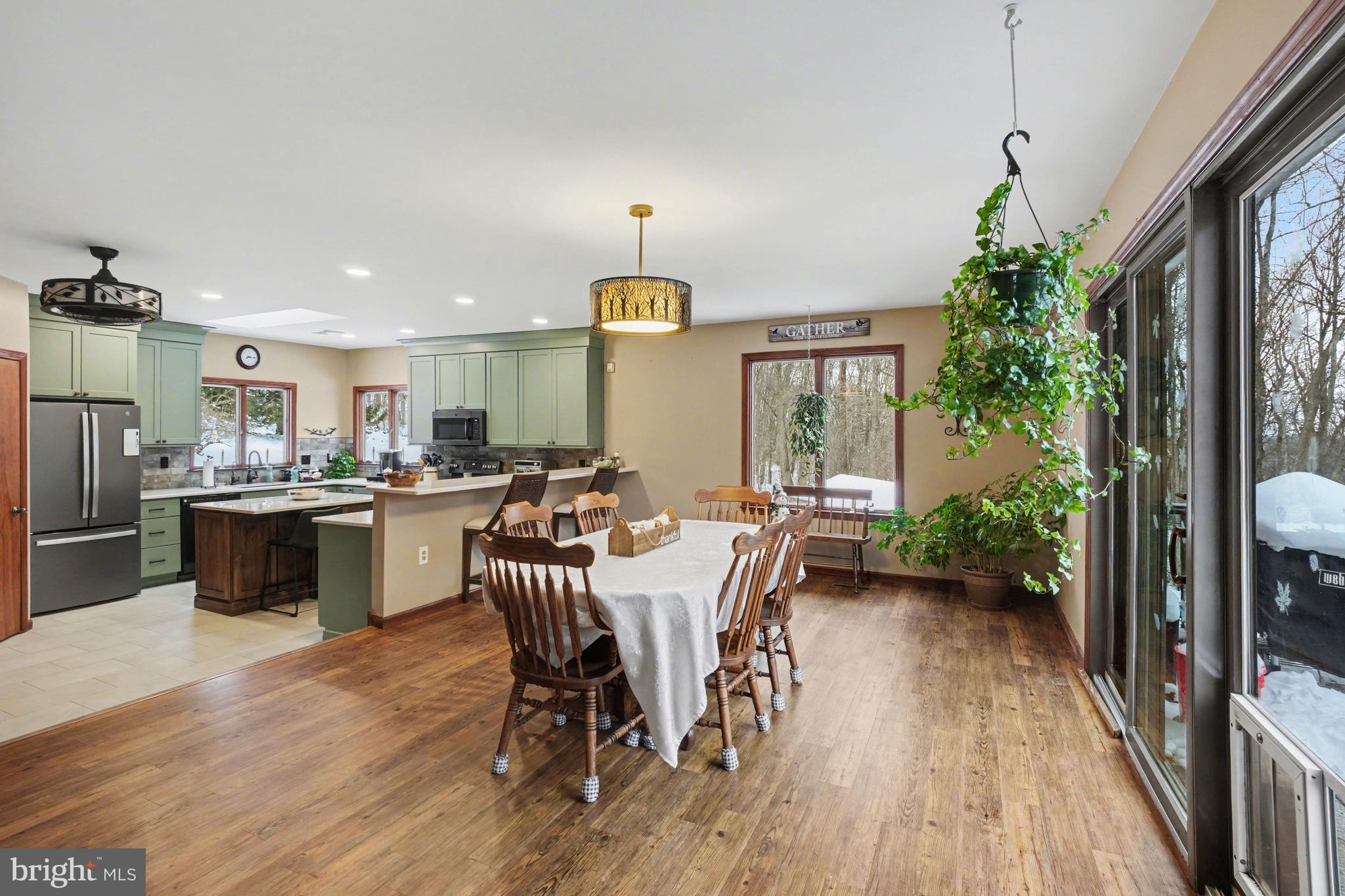 LONGSWAMP TWP - Residential