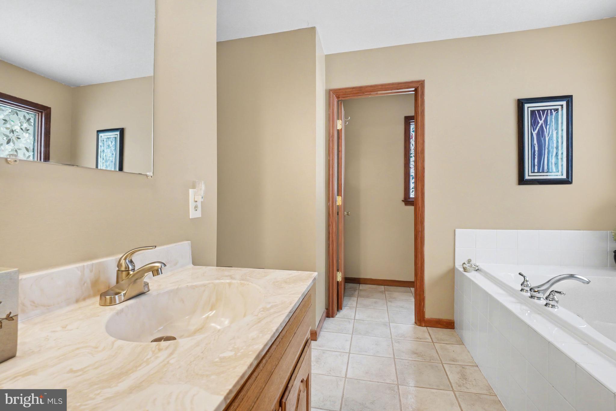 LONGSWAMP TWP - Residential