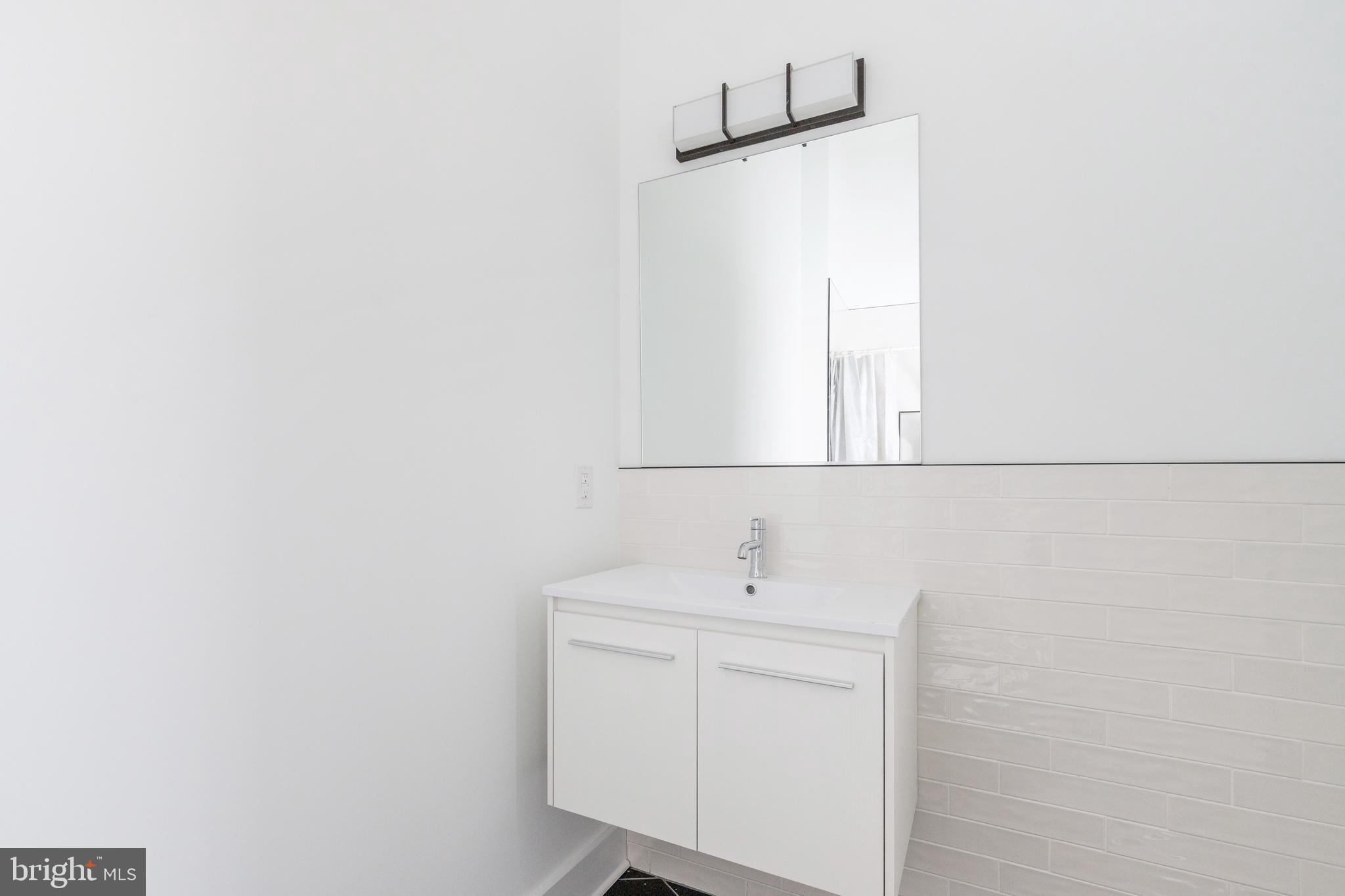 PHILADELPHIA - Residential Lease