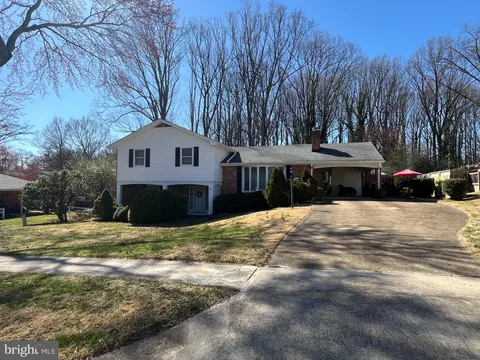 6730 Deland Drive, Springfield, VA MLS: VAFX2228450