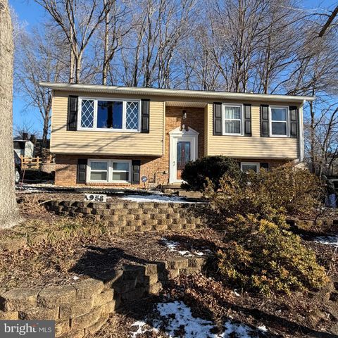 1958 GARDENIA STREET SYKESVILLE MD 21784