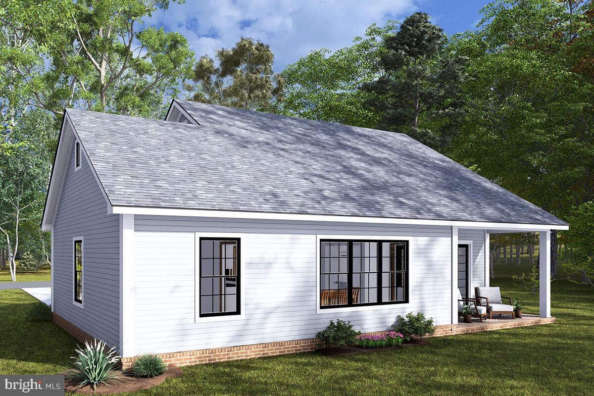 CAPTAIN'S COVE - Residential