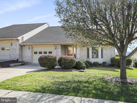 135 MAYNARD LANE STRASBURG VA 22657