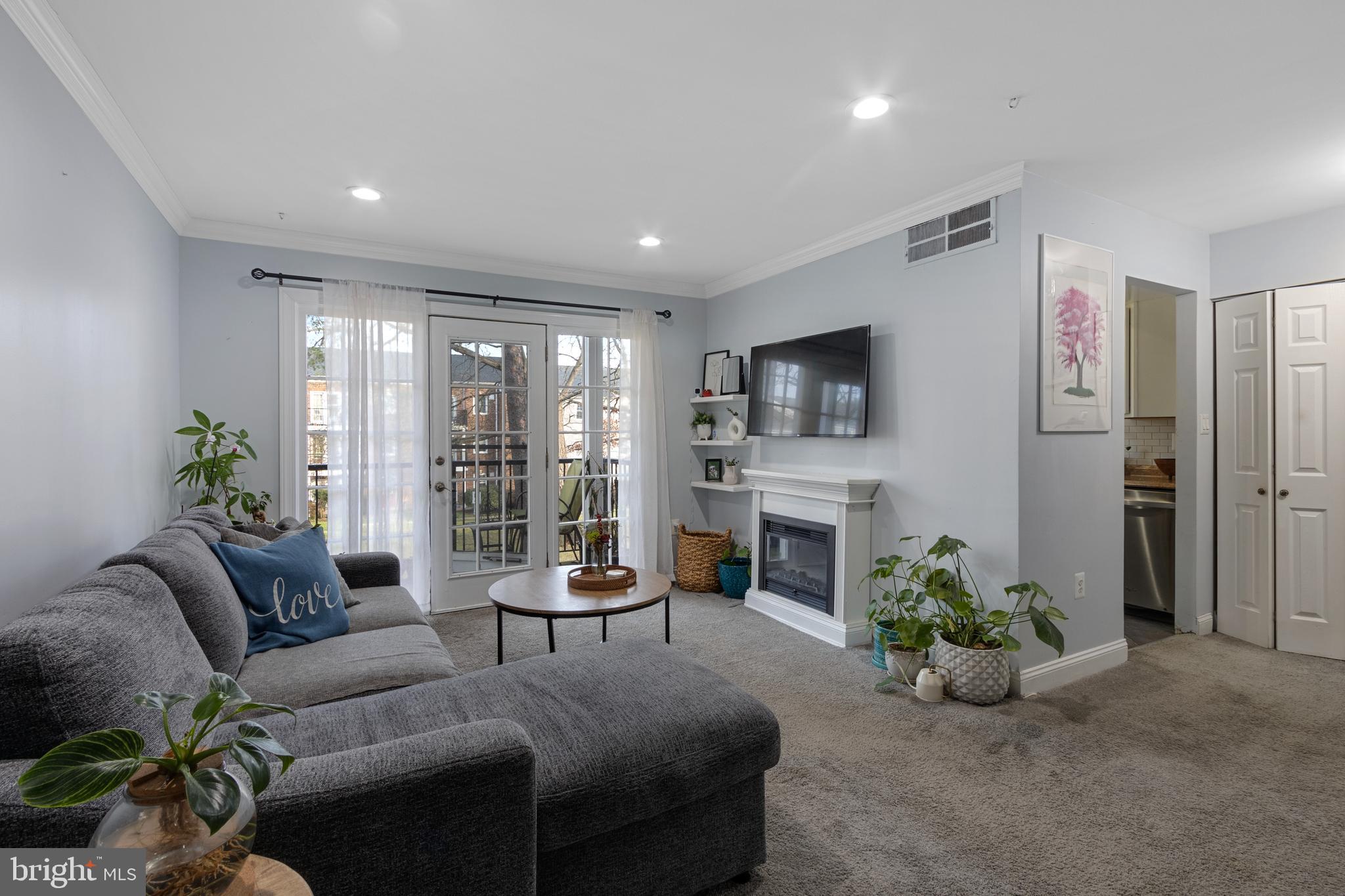 9489 FAIRFAX BOULEVARD 203