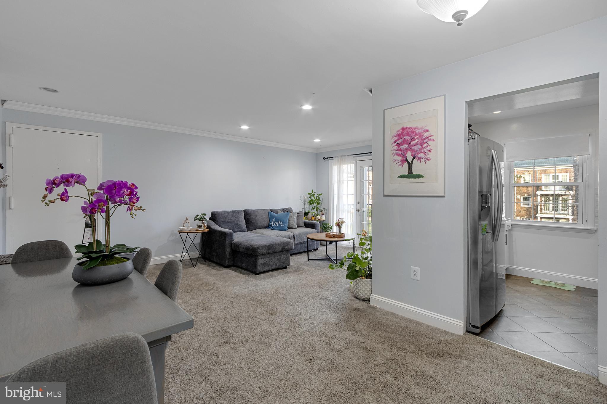 FOXCROFT COLONY CONDOS - Residential