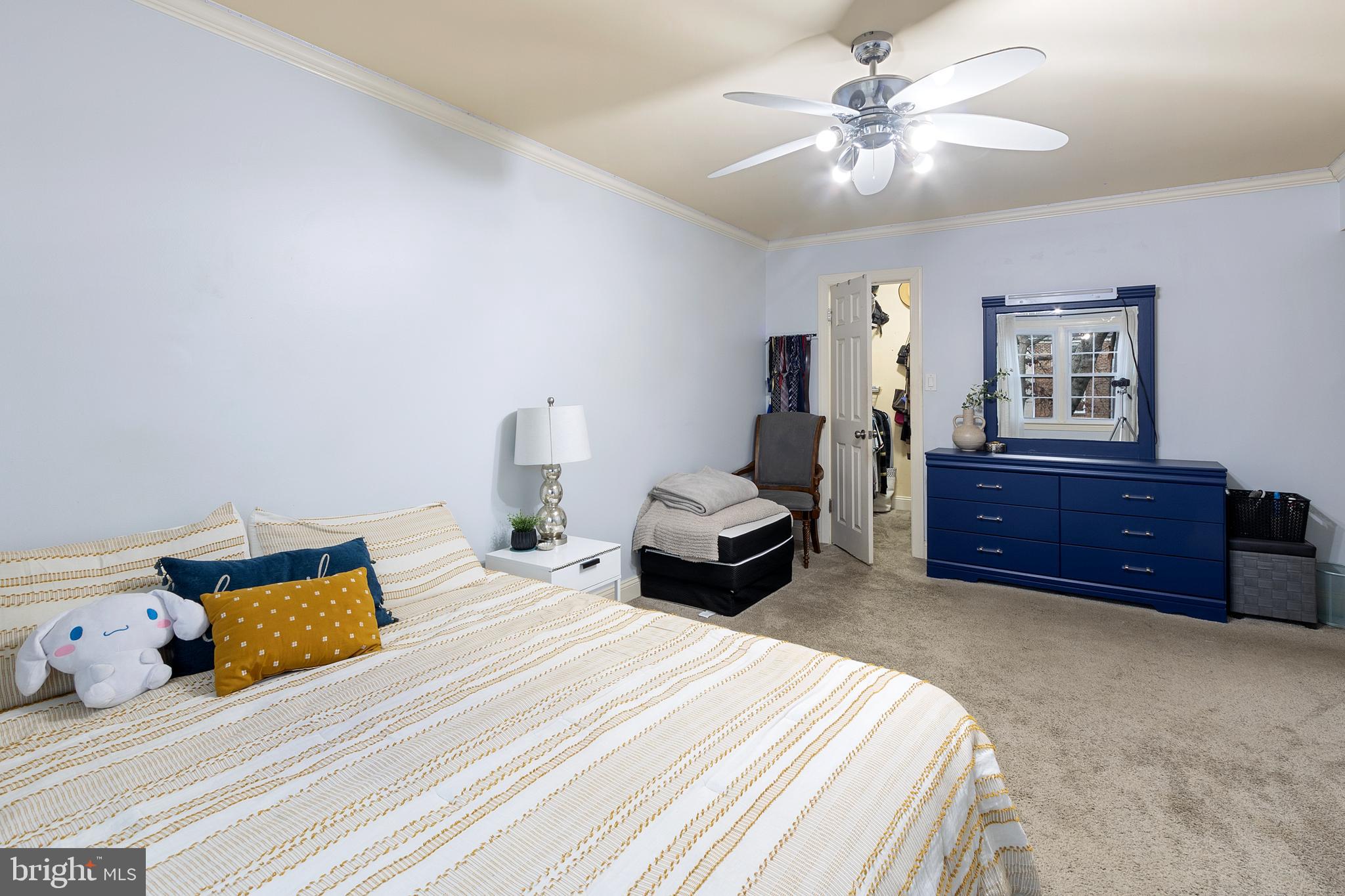 FOXCROFT COLONY CONDOS - Residential