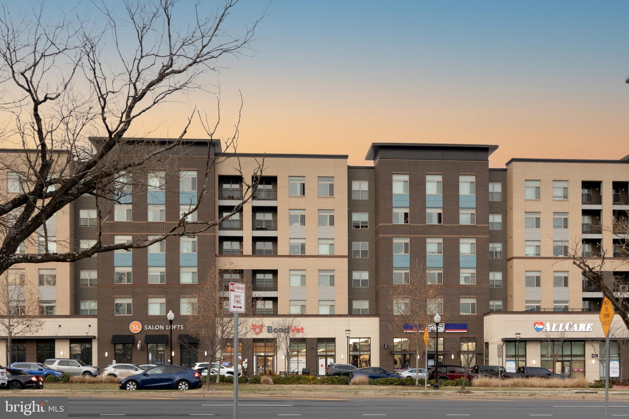 FOXCROFT COLONY CONDOS - Residential