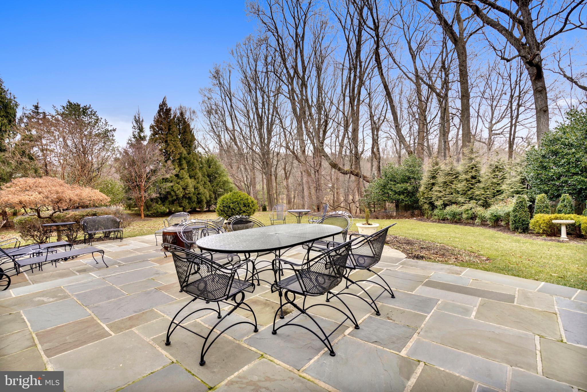 CLAIRMOOR - Residential